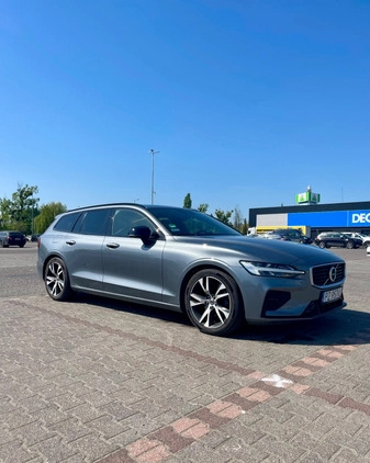 Volvo V60 cena 60000 przebieg: 87700, rok produkcji 2019 z Poznań małe 301